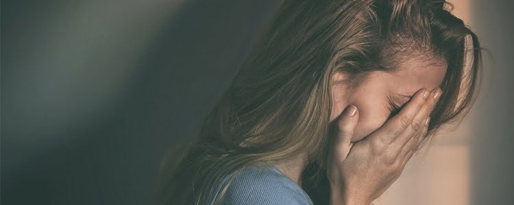 Hormônios para Aumentar o Desejo Feminino: Quais são? 5 mulher desapontada