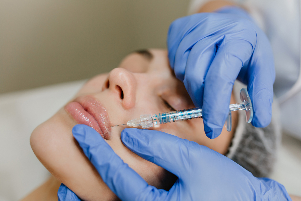 Harmonização facial e Preenchimento: Diferenças, resultados e quem pode fazer 4 Harmonização facial e Preenchimento: Diferenças, resultados e quem pode fazer 3